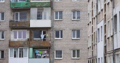 В Гвардейске 80-летняя женщина погибла, упав с четвёртого этажа - klops.ru - Гвардейск
