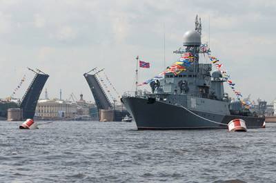 Владимир Путин - Власти Петербурга рекомендовали смотреть парад в День ВМФ по телевизору - pnp.ru - Россия - Санкт-Петербург