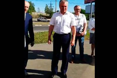 Вячеслав Володин - Володин посетил Саратов и предложил выделить школам по полмиллиона рублей - lenta.ru - Россия