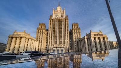 Владимир Зеленский - Мария Захарова - Владимир Соловьев - МИД России оценил слова Зеленского о расшифровке Минских соглашений - russian.rt.com - Россия - Украина