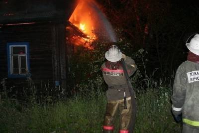 В Ивановской области сгорел очередной садовый домик - mkivanovo.ru - Ивановская обл.