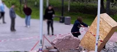 Полиция возбудила уголовное дело по факту повреждения фонтана в Петрозаводске - stolicaonego.ru - Карелия - Петрозаводск