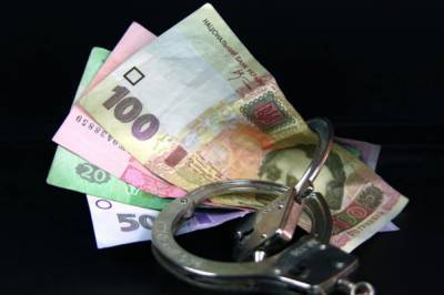 В Киеве находившиеся в розыски мошенницы обокрали пенсионерку почти на 50 тыс. грн - newsone.ua - США - Киев - район Оболонский
