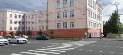 На отремонтированные дороги Петрозаводска наносят разметку - stolicaonego.ru - Карелия - Петрозаводск
