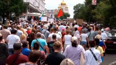 В Хабаровске проходит самый массовый митинг в поддержку Фургала, звучат лозунги выдвинуть его в президенты России - apral.ru - Россия - Хабаровск