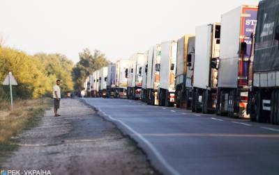 На границе Украины с Польшей образовались большие очереди из грузовиков - rbc.ua - Украина - Польша - Дорогуск