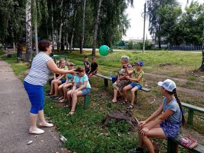 Лето во дворах. Работники культуры Старомайнского района организовали отдых детей - ulpravda.ru - Ульяновская - район Старомайнский