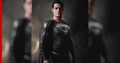 Зак Снайдер - Зрителям показали новый костюм Супермена в непривычной расцветке - profile.ru