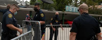Джордж Флойд - В американском Остине в ходе протестов застрелили мужчину с ружьем - runews24.ru - США - Техас