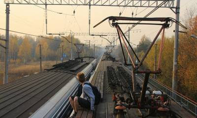 Стало известно, в каком состоянии подросток, которого вчера ударило током, когда тот перелезал через поезд - gubdaily.ru - Карелия - Петрозаводск