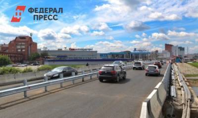 Руслан Болотов - По ремонтируемому мосту через Ушаковку пустили легковые автомобили - fedpress.ru - Иркутск
