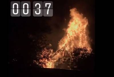 В Кемерове серьёзный пожар в частном доме сняли на видео - gazeta.a42.ru - Россия - Кемеровская обл.