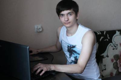 Жители Омска собирают деньги на слуховой аппарат для 16-летнего подростка - actualnews.org - Омск