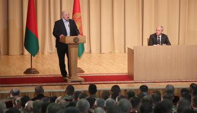 Александр Лукашенко - Лукашенко пообещал силовикам квартиры - naviny.by