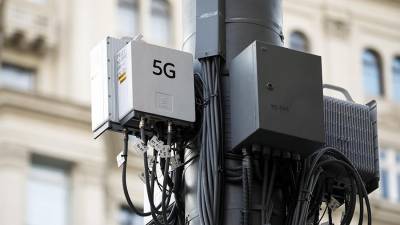 Денис Кусков - Эксперт спрогнозировал запуск сетей 5G для россиян не раньше 2022 года - iz.ru - Россия