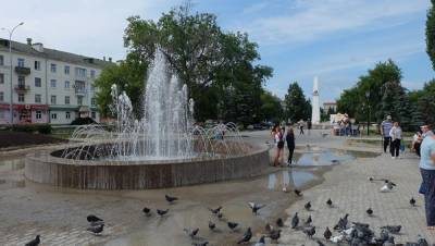 В Шадринске фонтан, который обошел в ₽7 млн, топит площадь в центре города - znak.com - Шадринск