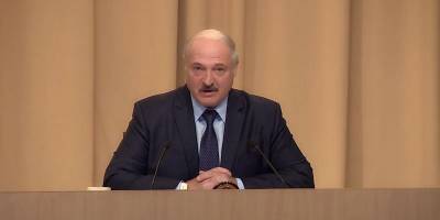 Александр Лукашенко - Лукашенко заявил, что перенёс коронавирус на ногах - sharij.net - Белоруссия - Минск