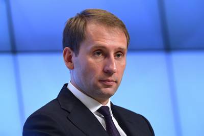 Владимир Путин - Александр Козлов - В России издадут учебники на 15 языках народов Севера - lenta.ru - Россия