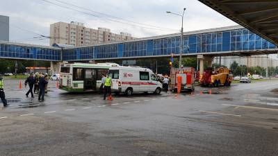 Названа предварительная причина аварии с автобусом на юго-востоке Москвы - vm.ru