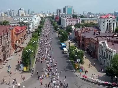 Сын миллиардера Неклюдова, с друзьями на мерседесах «давивший» митингующих в Хабаровске, получил 5 суток ареста - rosbalt.ru - Хабаровск