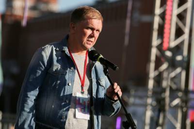 Константин Богомолов - Андрей Колесников - Служебный роман: «летописец» Путина 53-летний Андрей Колесников женился на молодой журналистке - radiokp.ru