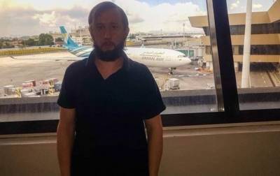 Турист 100 дней провел в аэропорту и просит помощи - korrespondent.net - Эстония - Филиппины - Манила