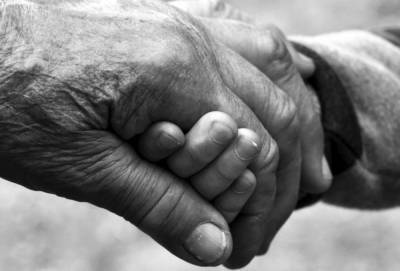 В Воронежской области 73-летний дед устраивал оргии с внучкой и её подругой - moe-online.ru - Воронежская обл.