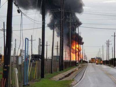В США в хранилище сжиженного газа произошел взрыв: опубликованы впечатляющие фото - golos.ua - США - Украина - Техас - Одесса - Houston