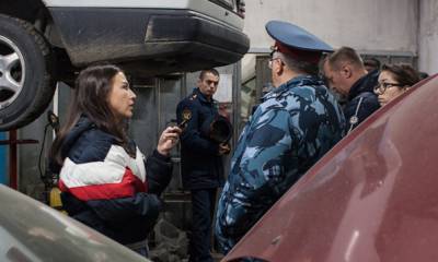 Сотрудник ИК-9 Игорь Тузов утверждает, что лишился премии и звания майора из-за карельской журналистки - gubdaily.ru - Петрозаводск - республика Карелия