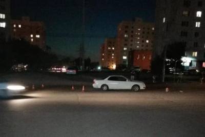 Неопытный водитель в Новосибирске сбил подростка на мопеде - novos.mk.ru - Новосибирск
