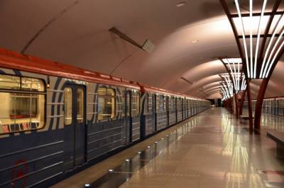 Станция метро «Полянка» вернулась к работе в обычном режиме - vm.ru - Москва