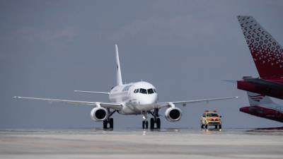 Royal Flight - Семь российский авиакомпаний планируют возобновить рейсы в Турцию - gazeta.ru - Россия - Англия - Лондон - Турция - Стамбул - Танзания