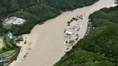 В Японии – масштабное наводнение, эвакуируют 200 тысяч жителей - inform-ua.info - Япония
