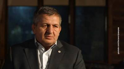Хабиб Нурмагомедов - Рамзан Кадыров - Нурмагомедов-старший был и останется культовой фигурой - vesti.ru - респ. Дагестан - респ. Чечня