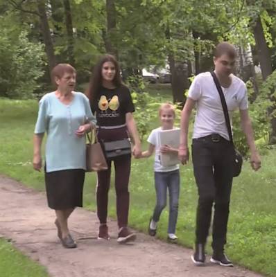 Михаил Мишустин - Под опекой бабушки и государства. Кому положены специальные выплаты - ulpravda.ru