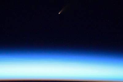 Иван Вагнер - Геннадий Борисов - Космонавт Вагнер показал фото ярчайшей за семь лет кометы - govoritmoskva.ru