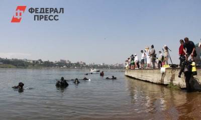 Водолазы и волонтеры подняли со дна Ангары 8 тонн мусора - fedpress.ru - Иркутск - Приангарья
