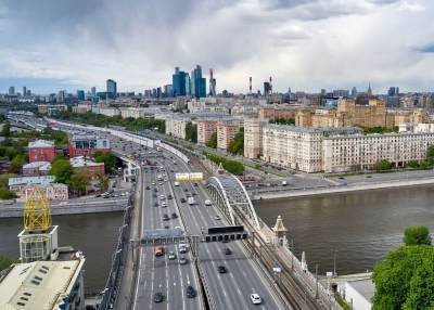 Движение транспорта в центре Москвы ограничат с 16 июля по 30 августа - m24.ru - Москва