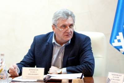 Андрей Власов - На Ямале находящийся под следствием депутат заксобрания пойдёт на предстоящие выборы в парламент самовыдвиженцем - nakanune.ru - Россия - Ноябрьск