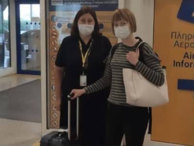 Одной из украинок, задержанных в Афинах, позволили пересечь границу ЕС - gordonua.com - Украина - Франция - Афины - Греция