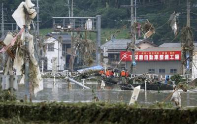Синдзо Абэ - Наводнения в Японии унесли жизни 49 человек - korrespondent.net - Япония