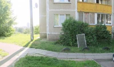 Трехлетний мальчик умер после падения с пятого этажа в Минске - naviny.by - Минск - р-н. Московский