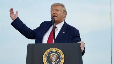 Дональд Трамп - Трамп заявил о резком снижении смертности от COVID-19 в США - iz.ru - США