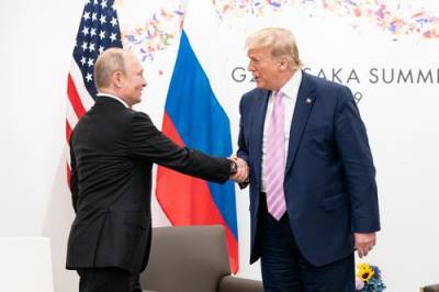 Дональд Трамп - Владимир Путин - «Глупого» Трампа предупредили, что Путин знает английский: «Он слышал и понимал все, что мы говорили в его присутствии» - argumenti.ru - Россия - США - шт. Огайо - Санкт-Петербург - Переговоры