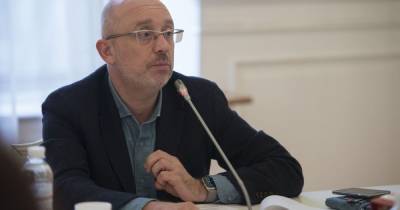 Алексей Резников - "Ультиматумов не было": Резников прокомментировал информацию относительно ожидания РФ изменений к Конституции Украины - tsn.ua - Россия - Украина - Берлин - Донбасс