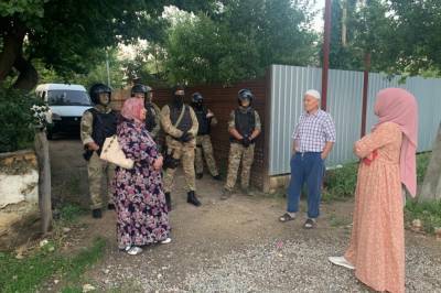 В Крыму в 4 утра оккупационные силовики пришли с обысками к крымским татарам - vkcyprus.com - Крым - район Симферопольский - район Бахчисарайский - район Красногвардейский
