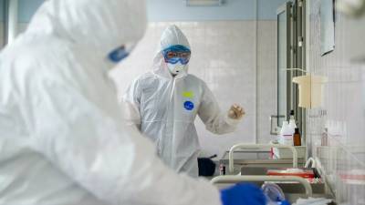 Виктор Малеев - В Роспотребнадзоре оценили возможность второй волны COVID-19 осенью - russian.rt.com - Россия