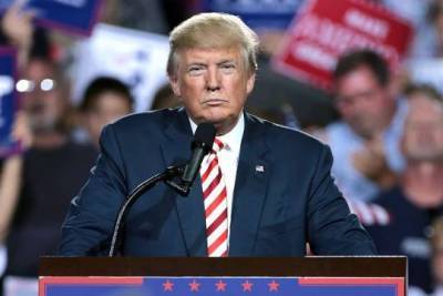 Дональд Трамп - Джо Байден - Трамп поспорил с Байденом из-за открытия школ осенью - versia.ru - США