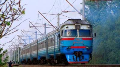 Укрзализныця возобновила курсирование еще 12 пригородных поездов - ru.espreso.tv - Украина - Киев