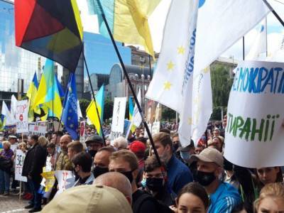 Петр Порошенко - Сергей Семочко - В Киеве суд продолжил рассмотрение ходатайства об избрании меры пресечения Порошенко - golos.ua - Украина - Киев